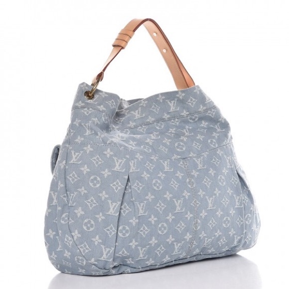 ๐โจ AUTHENTIC โจ๐ DENIM Louis Vuitton XL Denim Hobo Bag RARE - Picture 4 of 16